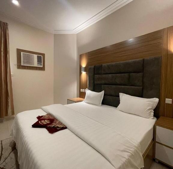 带2个卧室的公寓, Orient House