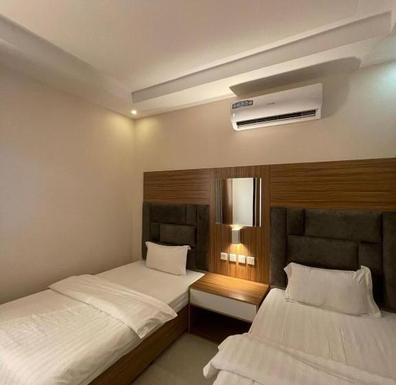 带2个卧室的公寓, Orient House