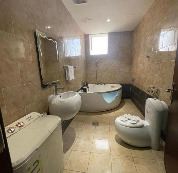 Апартаменты 2 Спальни, Orient House