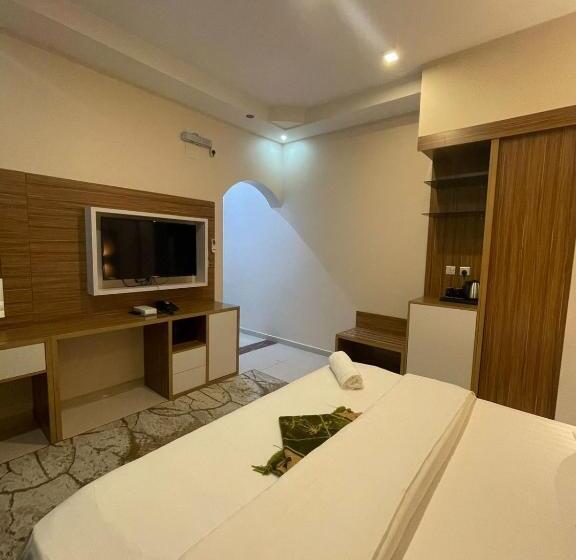 带大床的标准工作室, Orient House