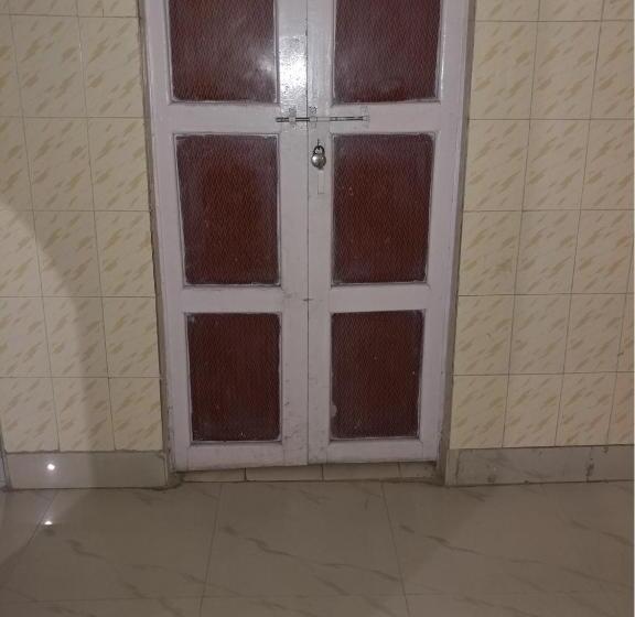 اتاق عادی, Goldy Guest House