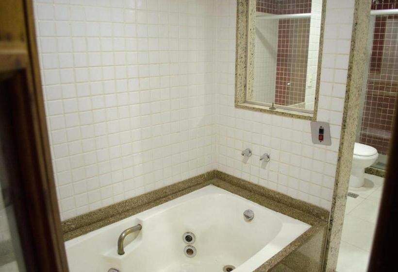 اتاق استاندارد سه نفره, Hostal