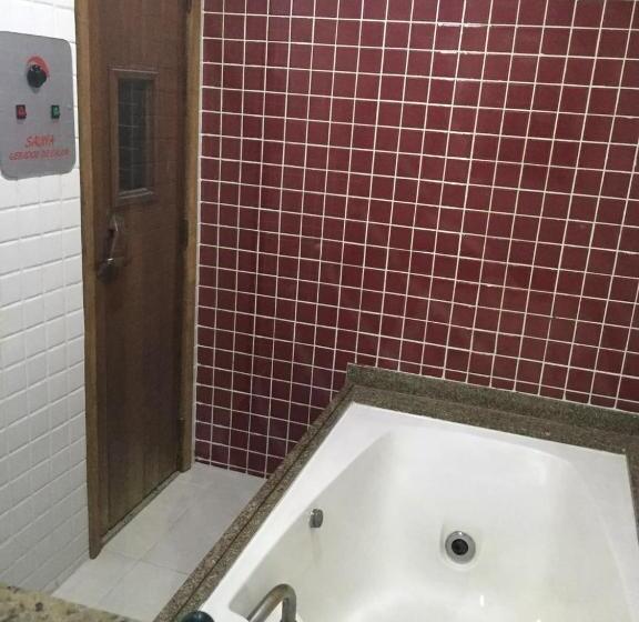 اتاق استاندارد سه نفره, Hostal