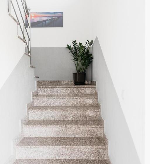 آپارتمان 1 خوابه, Guest House Lalic