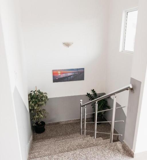 آپارتمان 1 خوابه, Guest House Lalic