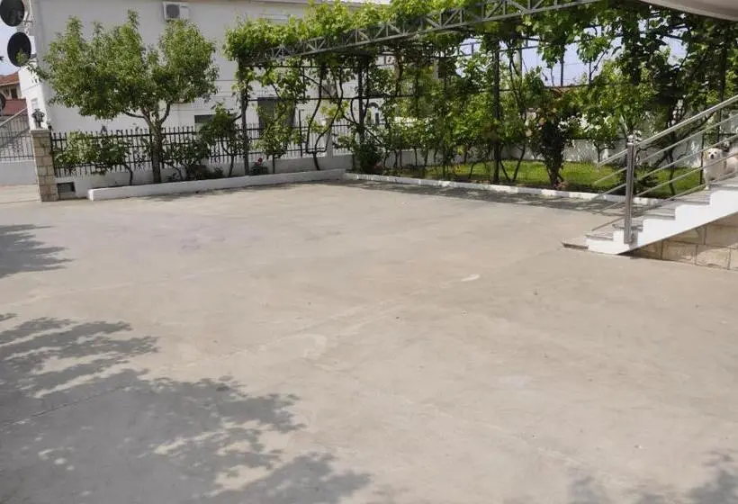 اتاق استاندارد, Guest House Lalic