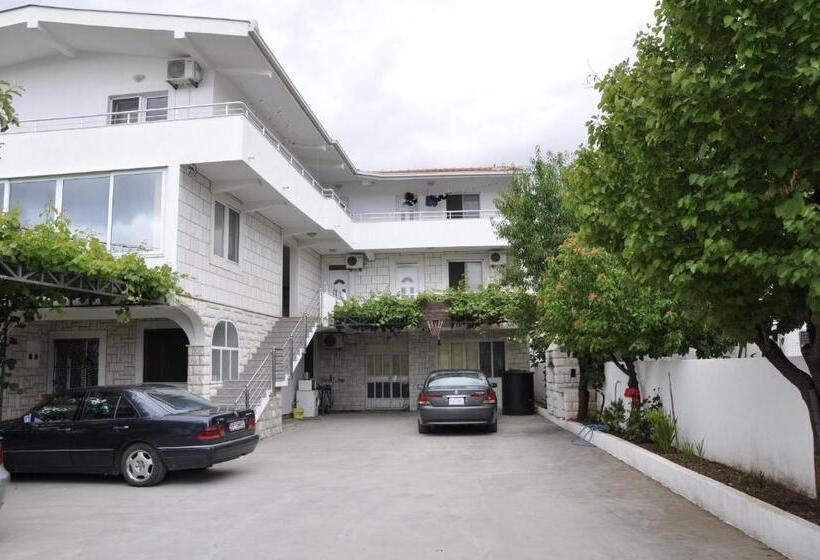 اتاق استاندارد, Guest House Lalic