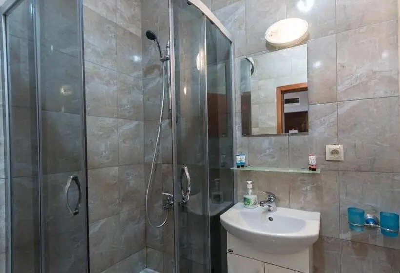 استودیوی استاندارد با چشم‌انداز دریا, 1 St Line Izvora Sea View Apartments On Golden Sands