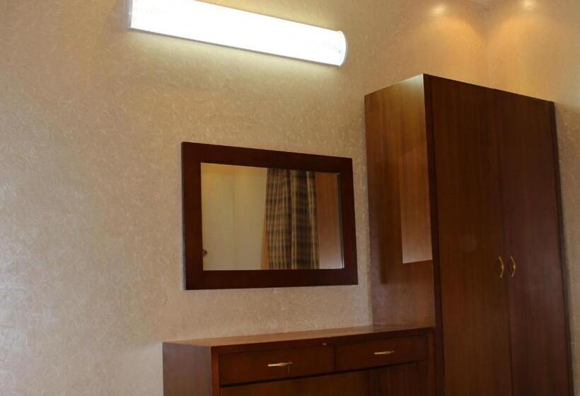 家庭套房, Arkan Dareen