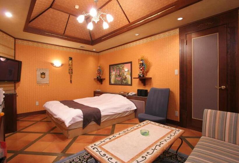 חדר דלוקס, Fun3  Adult Only