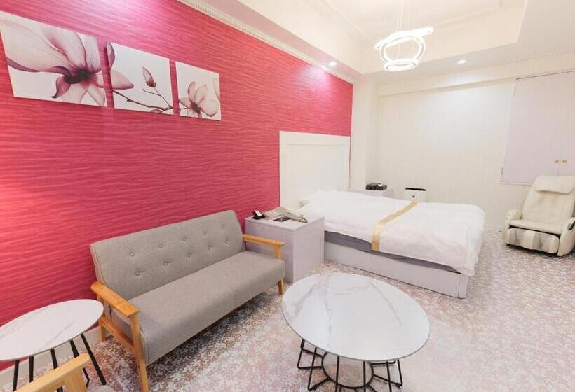 סוויטה, Fun3  Adult Only