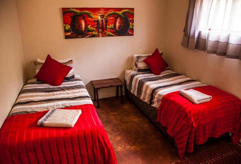 シャレー1寝室, The Stix