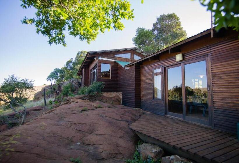 １ベッドルームハウス, The Stix