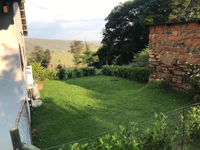 シャレー1寝室, The Stix