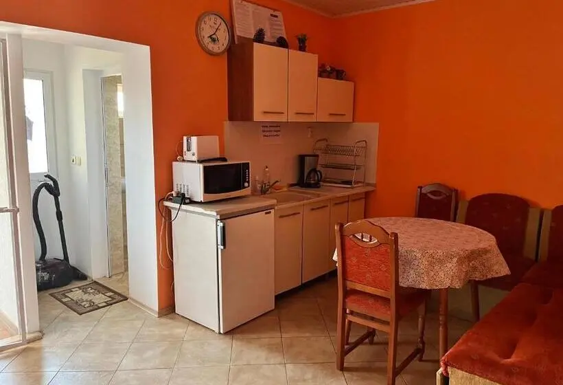 Huoneisto 1 Makuuhuone, Guesthouse Zornitsa