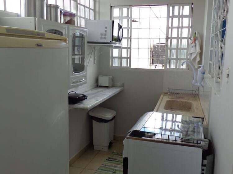 חדר סטנדרט לשלושה, Home Guesthouse