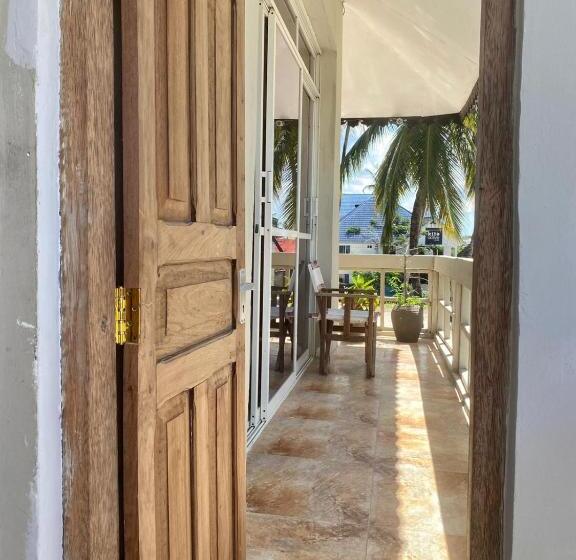 이코노미 룸, Paje Beach Apartments &
