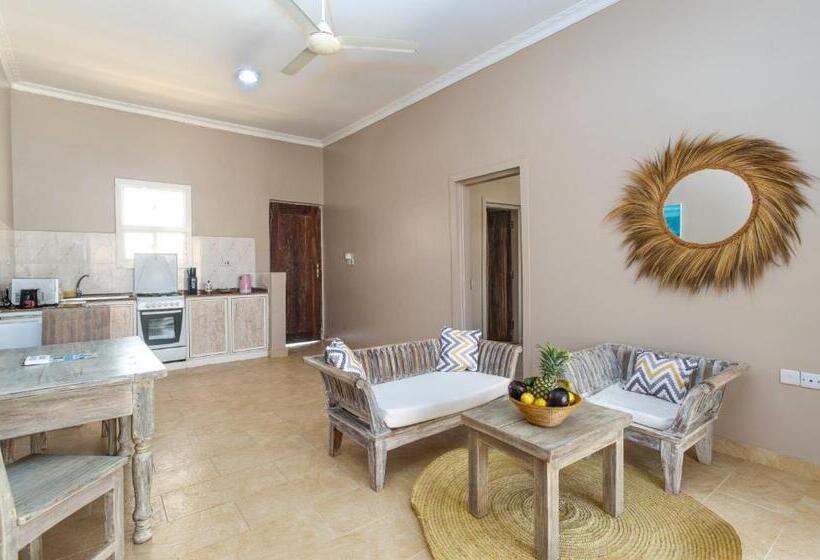 דירת חדר נוף לבריכה, Paje Beach Apartments &