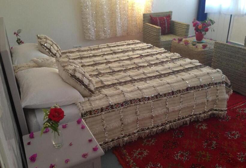 اتاق لوکس با چشمانداز باغ, Maison La Berberina