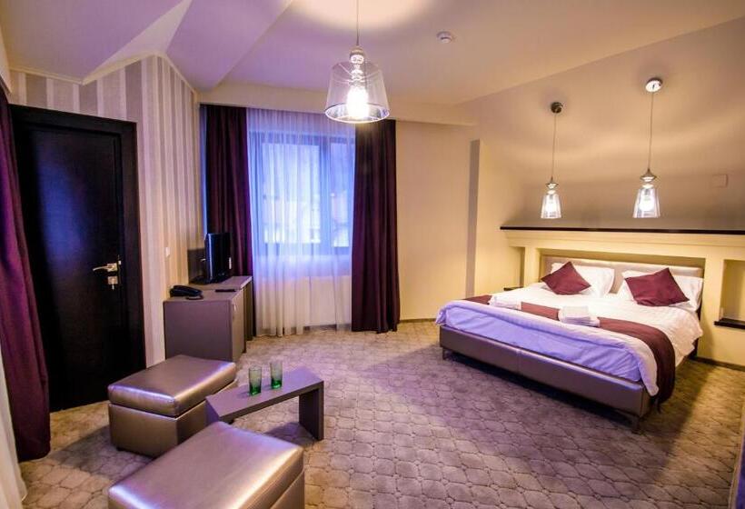 Номер Комфорт, Pietrele Lui Solomon