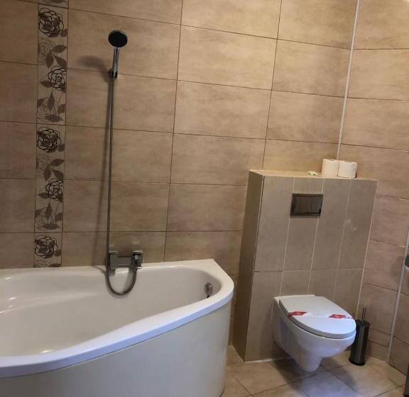 スイート, Pietrele Lui Solomon