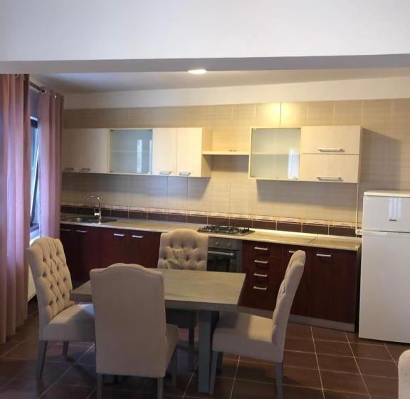 スイート, Pietrele Lui Solomon