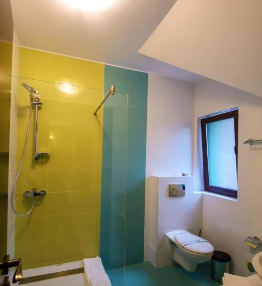 Номер Комфорт, Pietrele Lui Solomon