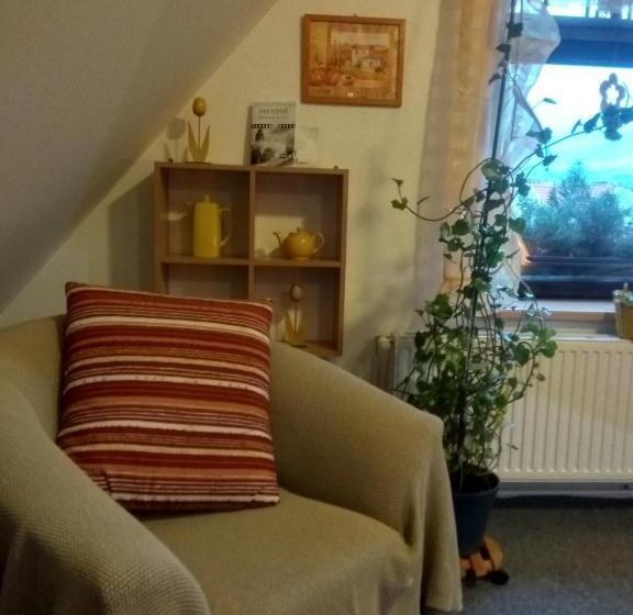 4인용 스탠다드 룸, Villa Liduška S Kavárnou