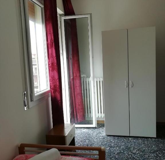 バスルーム共有のシングルスタンダード, Venice Garden House