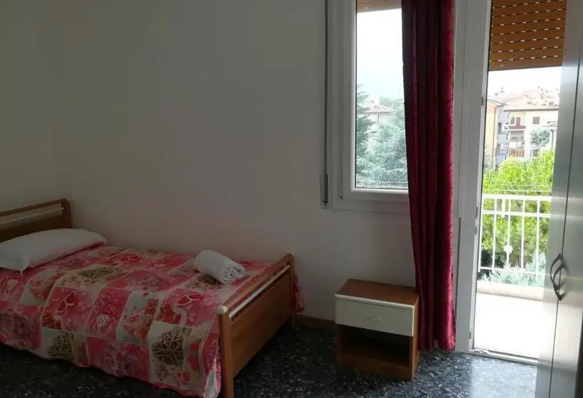 Standard Yhden Hengen Huone Jaettu Kylpyhuone, Venice Garden House
