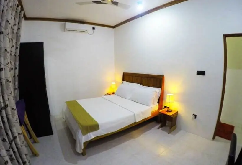 اتاق لوکس خانوادگی, Ithaa Beach Maldives