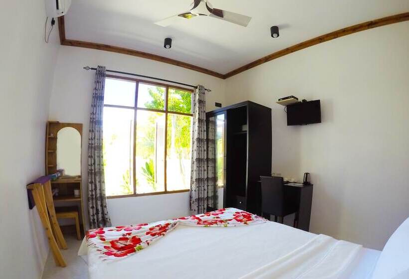 اتاق استاندارد با چشمانداز, Ithaa Beach Maldives