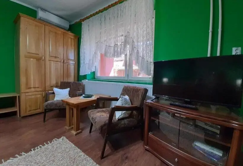 آپارتمان 1 خوابه, Kucerak Kod Bobe Vrdnik