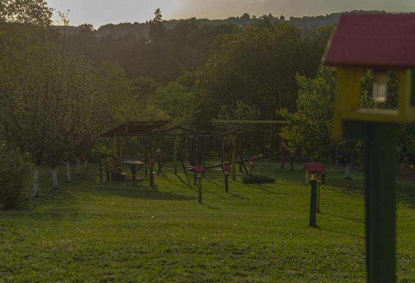 آپارتمان 1 خوابه, Kucerak Kod Bobe Vrdnik