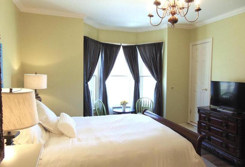 اتاق استاندارد با وان آب گرم, The Elizabeth Manor Guesthouse