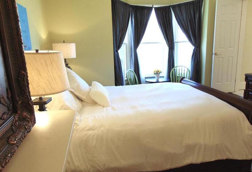 اتاق استاندارد با وان آب گرم, The Elizabeth Manor Guesthouse