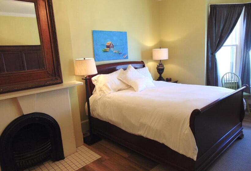 اتاق استاندارد با وان آب گرم, The Elizabeth Manor Guesthouse