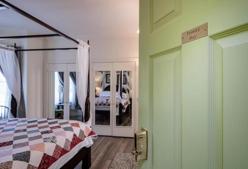 سوئیت با وان آب گرم, The Elizabeth Manor Guesthouse