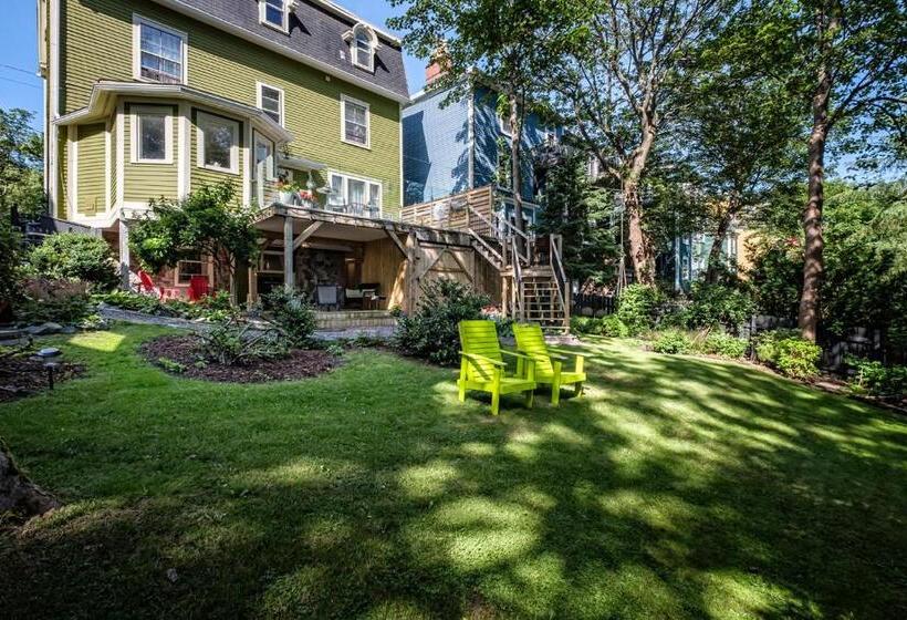 سوییت, The Elizabeth Manor Guesthouse