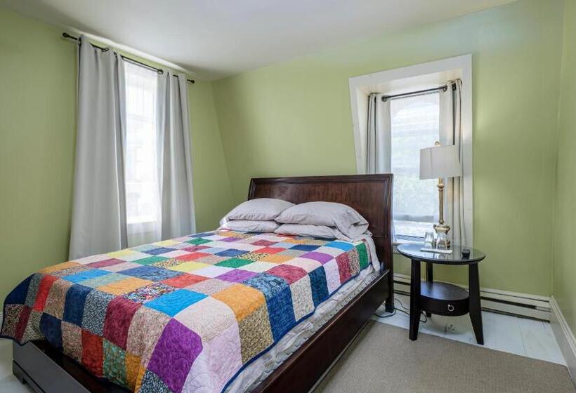 اتاق استاندارد, The Elizabeth Manor Guesthouse