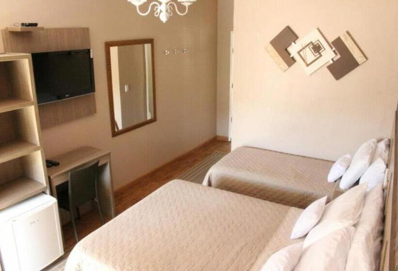 四人标准间, Beto´s Pousada