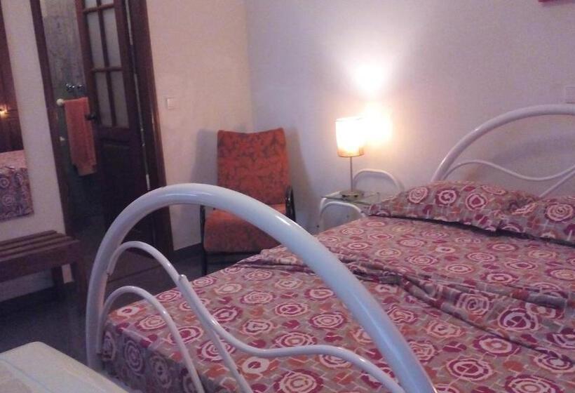 اتاق استاندارد, Guest House Soncent