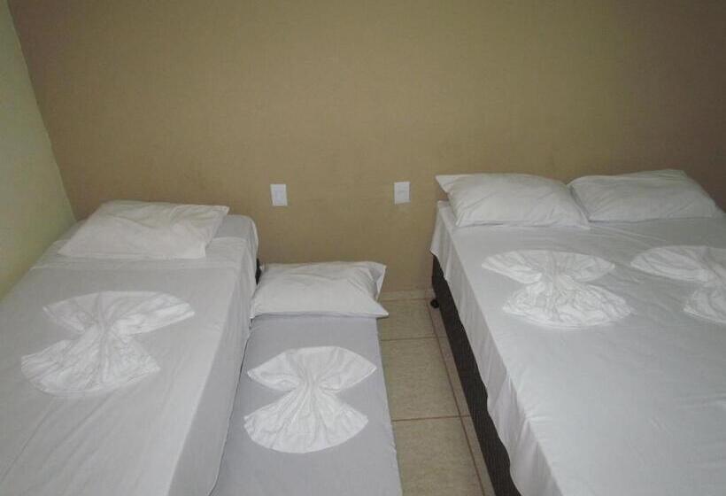 اتاق استاندارد سه نفره, Pousada Quinta Das Aroeiras