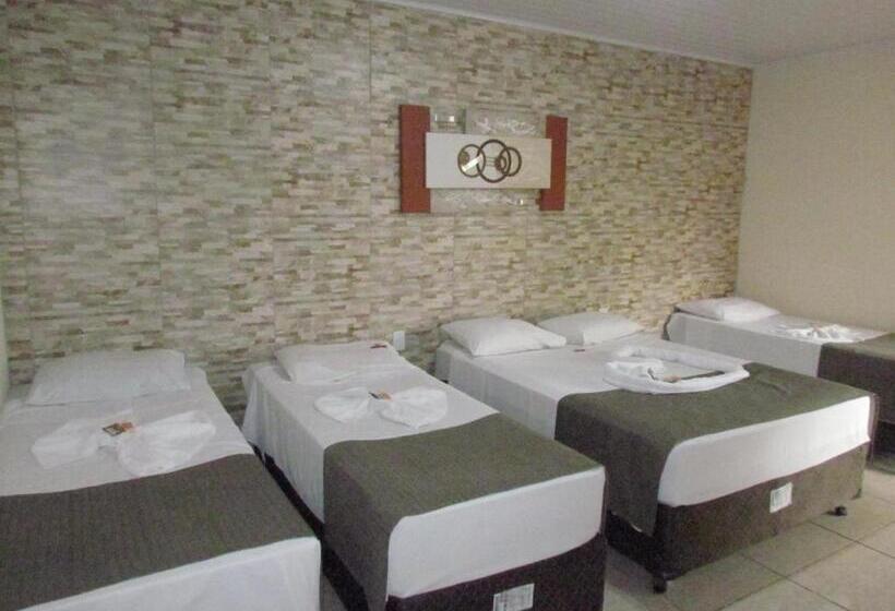 سوییت خانوادگی, Pousada Quinta Das Aroeiras