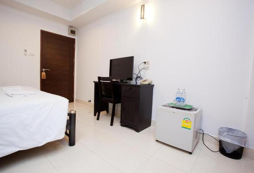 豪华房间, Top Hostel