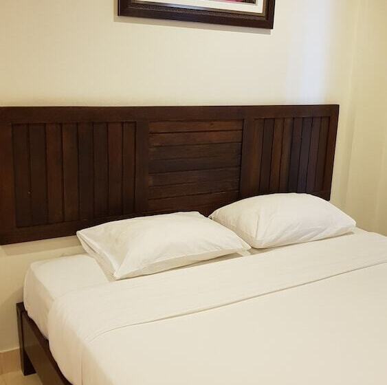 标准间, Top Hostel