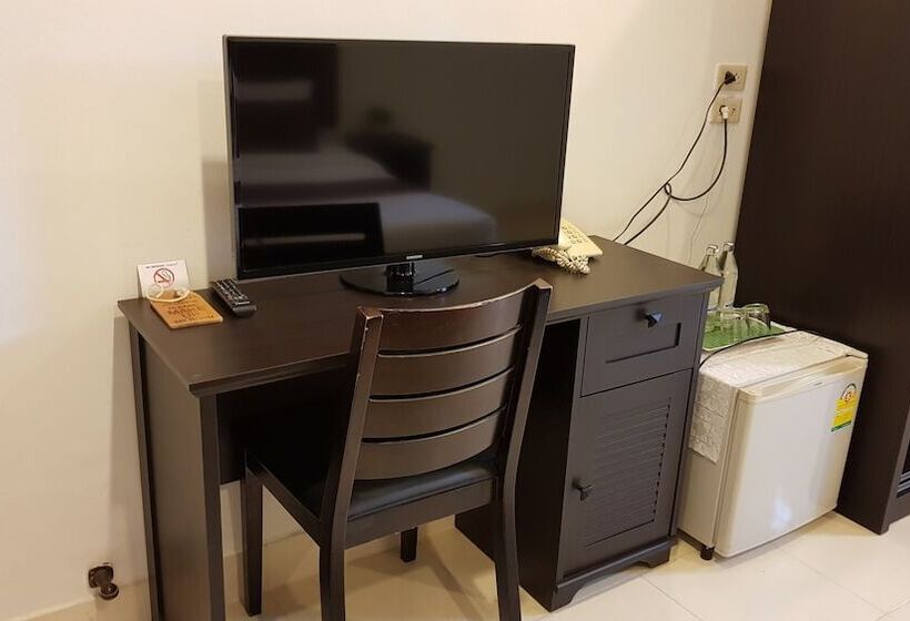 디럭스 룸, Top Hostel