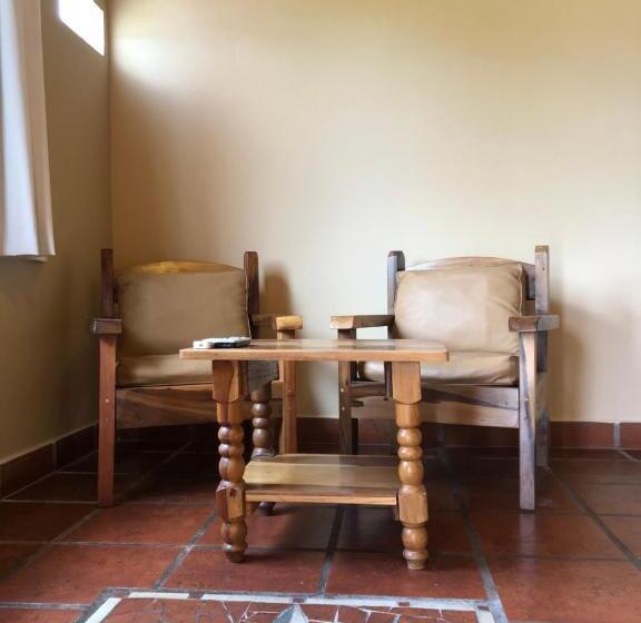 بانگلوی استاندارد 2 خوابه, El Viento De Mi Sueño