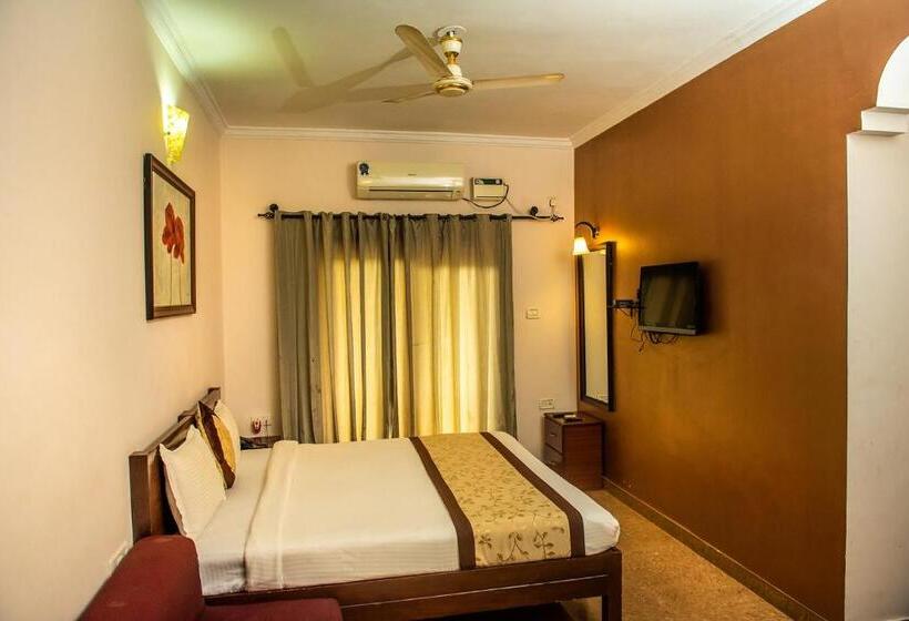 디럭스 룸 킹사이즈 침대, Maitri Sweet Living