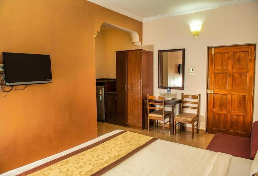 디럭스 룸 킹사이즈 침대, Maitri Sweet Living